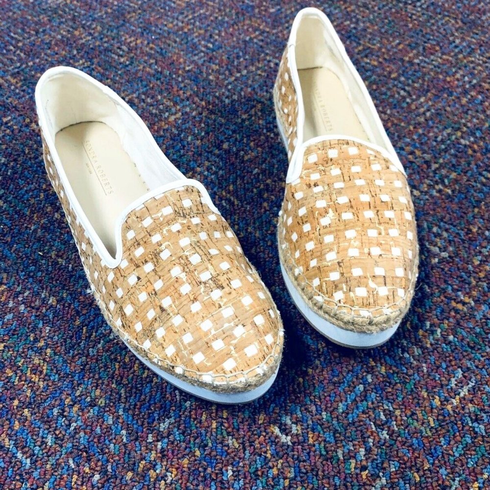 Sondra Roberts Size 10 Platform NWOT